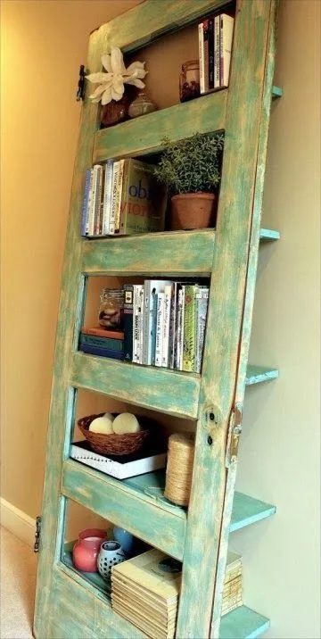 old door DIY | old door bookshelf